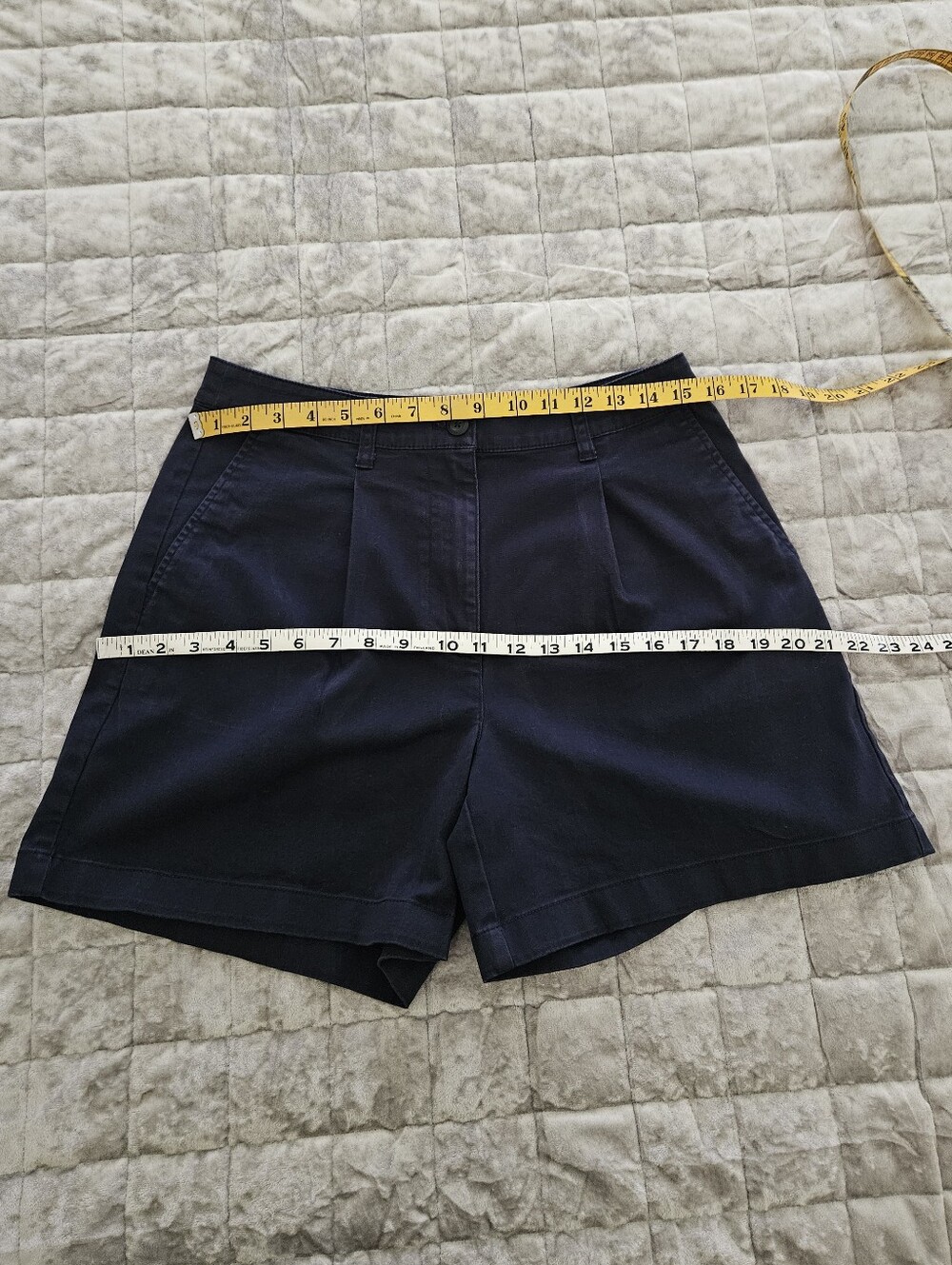 J. Crew Heritage 5" Pleated Chino Shorts Navy Blue High Rise Size 6 - Picture 6 of 9